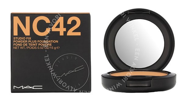 MAC Studio Fix Powder Plus Foundation 15g NC42