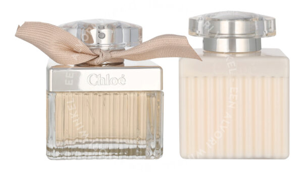 Chloe Signature Giftset 150ml Edp Spray 50ml/Body Lotion 100ml - Afbeelding 2
