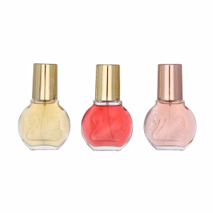 Gloria Vanderbilt Discovery Giftset 90ml Edt Spray 30ml/In Red Edt Spray 30ml/Miss Vanderbilt Edt Spray 30ml